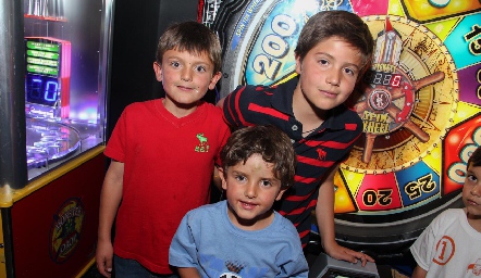  Patricio, Saad y Marcelo.