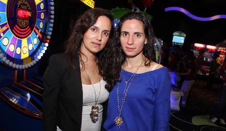  Patricia Estrada e Ifi Güemes.