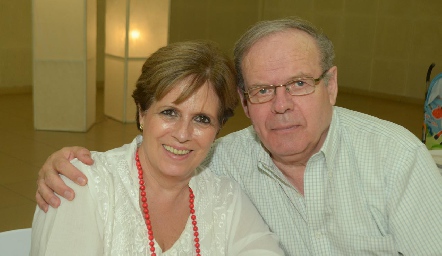  Francisco Peres Porrúa y Silvia Gutierres.