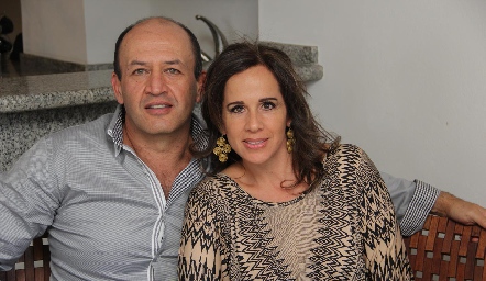  Miguel Abud y Martha del Río.