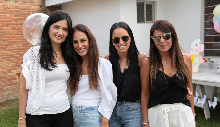  Ale Cano, Gloria, Natalia y Marifer Leal.