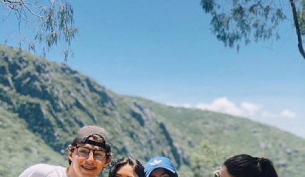  Hermanos Godiba, Iker, Ale, Silvana y Vero.
