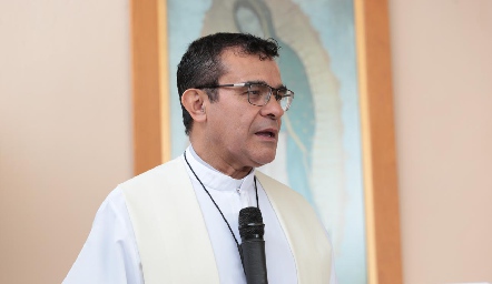  Padre Salvador González.