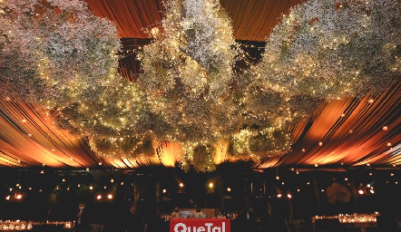  Gran decoración.