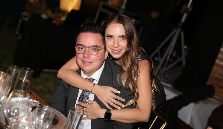  Toño Guzmán y Mariana Peña.