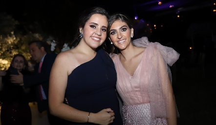  Ana y Patricia Gómez.