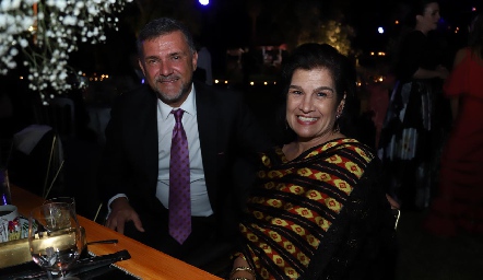  Tenoch González y Claudia Balbontín.