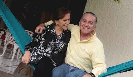  Dolores Lastras de Díaz de León y Enrique Díaz de León.