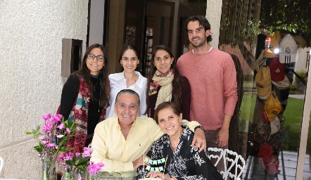  Cumpleaños de Dolores Lastras.