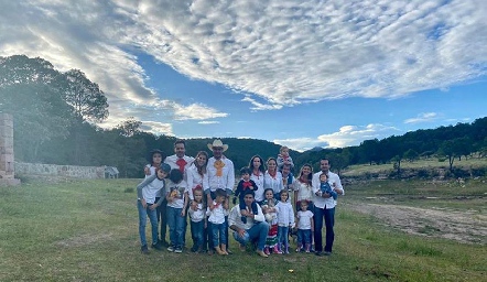  Amigos.