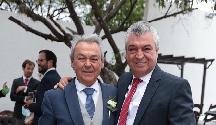  Manuel y Gerardo Labastida.