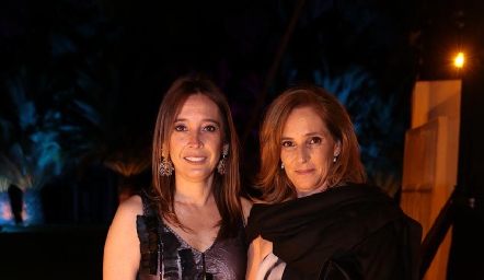  Betilú Sánchez y Claudia Díaz Infante.