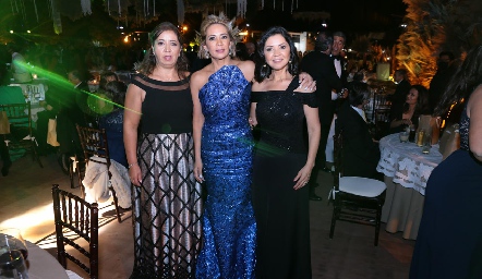  Hermanas Carrillo Sofía, Isabel y Martha.