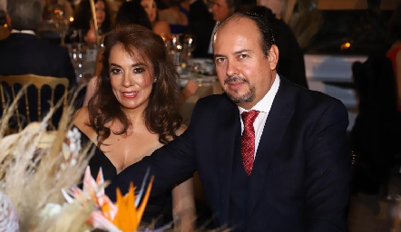  Lorena Herrera y Carlos Sánchez.
