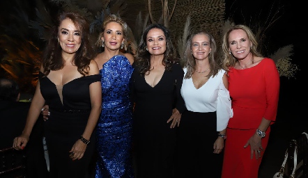  Lorena Herrera, Isabel Carrillo, Aída Palau, Karina Navarro y Lupita Pereda.