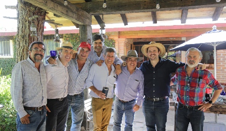  Gerardo Galván, Bolillo Navarro, Jaime Ascanio, Paco Leos, Galo Galván, Gerardo Córdova, Juan Autrique y Juan Autrique.