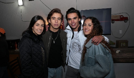  Ximena Nieto, Oscar Ruiz, Jaime Ruiz y María Meade.