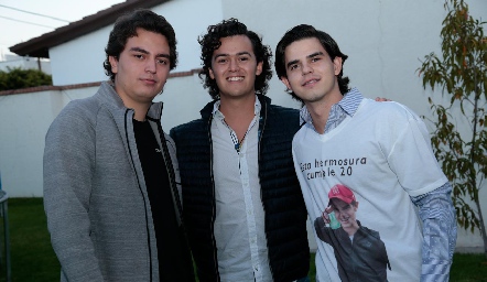  Daniel Berrones, José Antonio López y Gustavo Medina.