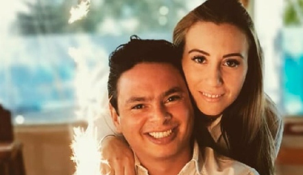  Barra Meade y Paty Dantuñano.