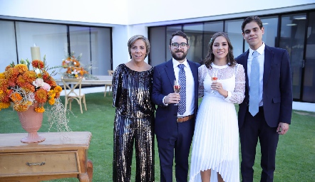  Marcela Serna, Salvador Foyo, Ximena y Joaquín Gómez Serna.