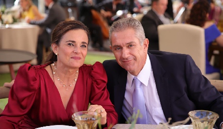  Verónica Alcalde y Manuel Abud.