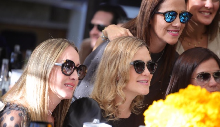 Maru Muñiz, Sandra Pérez, Pily Aguilar y Maga Nieto.