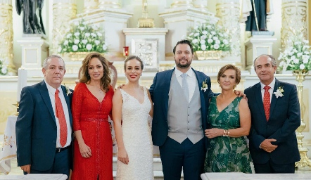 Pedro Torres, Ana Luisa Acosta, Fernanda Torres, Fernando Dibildox, Claudia y Felipe González.