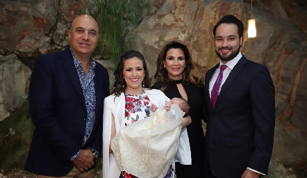  Roberto, Laura, Roberto, Bertha y Roberto Alcalde.