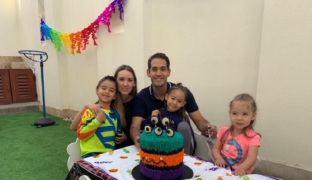 Familia Torres Borbolla.