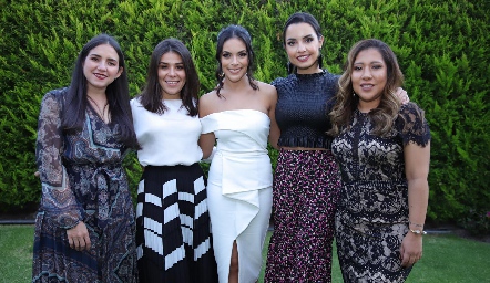  Mariana Quindos, Andrea Martínez, Ana Laura Rodríguez, Gaby Díaz Infante y Mimí Franco.