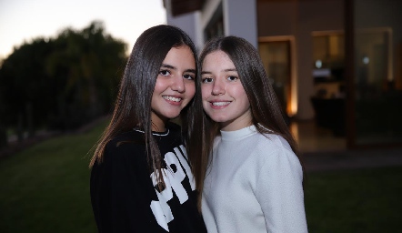  Mía y Anna Astrid.