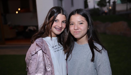  Roberta y Ana Pau.