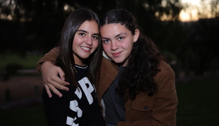  Mía y Dany.