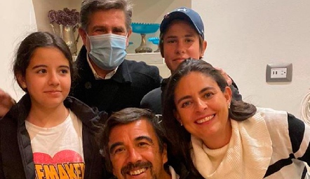  Loretta, Galo y Galo Galván, Gerardo Galván y Rocío Ortuño.