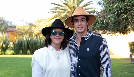  Ana Pau Galán y Juan Carlos Castillo.
