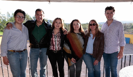  Álvaro Labastida, Roberto Michel, Alejandra Gordoa, Paulina Gordoa, Sue Villasuso y Pablo Labastida.