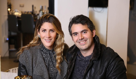  Martha de la Rosa y Daniel Dauajare.