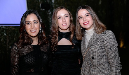  Dany Monzón, Celina Gallegos y Paula Bárcena.