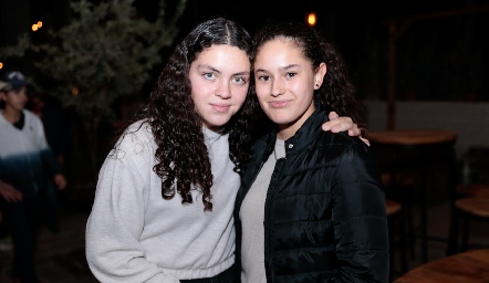  Dany y Macarena.