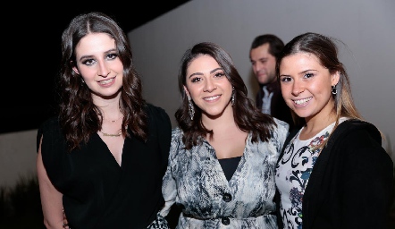  Fer Ruiz, Puchis e Isa Córdoba.