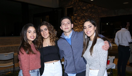  Jimena Hernández, Andrea Reinhartd, Salvador Rangel y Paulina Varela.