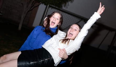  Mariana y Brenda.