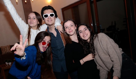  Primos.