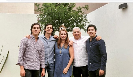  Familia Rodríguez Galarza.