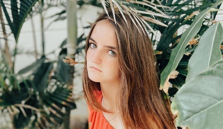  Camila Bárcena.