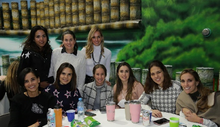 Fernanda Castillo, Isa López, María Torres, Anilú Enríquez, Marcela Torres, Ale Díaz de León, María José Andrés, Fer Pérez, Pilar Allende y Daniela Llano.