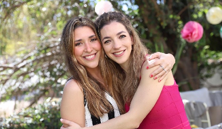  Nuria Minondo y Mónica Garza.