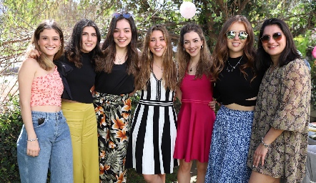  Sofía Medina, Camila Villarreal, Fer González, Nuria Minondo, Mónica Garza, Karla Toranzo y Marce Duque.