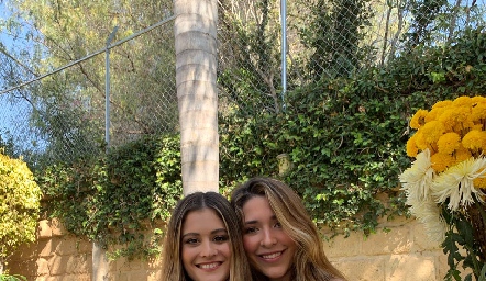  Sofía Medina y Nuria Minondo.