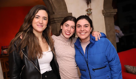  Ana Paula González, Andrea Vilet y Cata Esper.